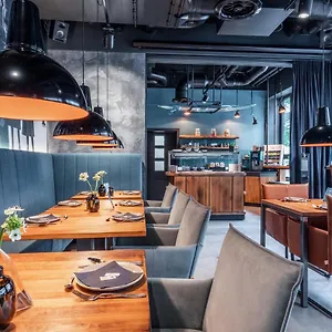 4* Hotel Unsoeld's Factory