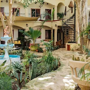 https://hotelhostal-nojoch-coba.quintano-roohotels.com