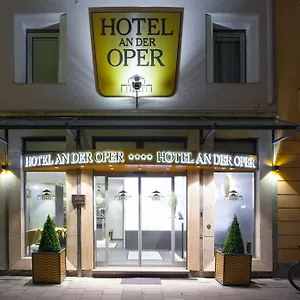 An Der Oper **** München